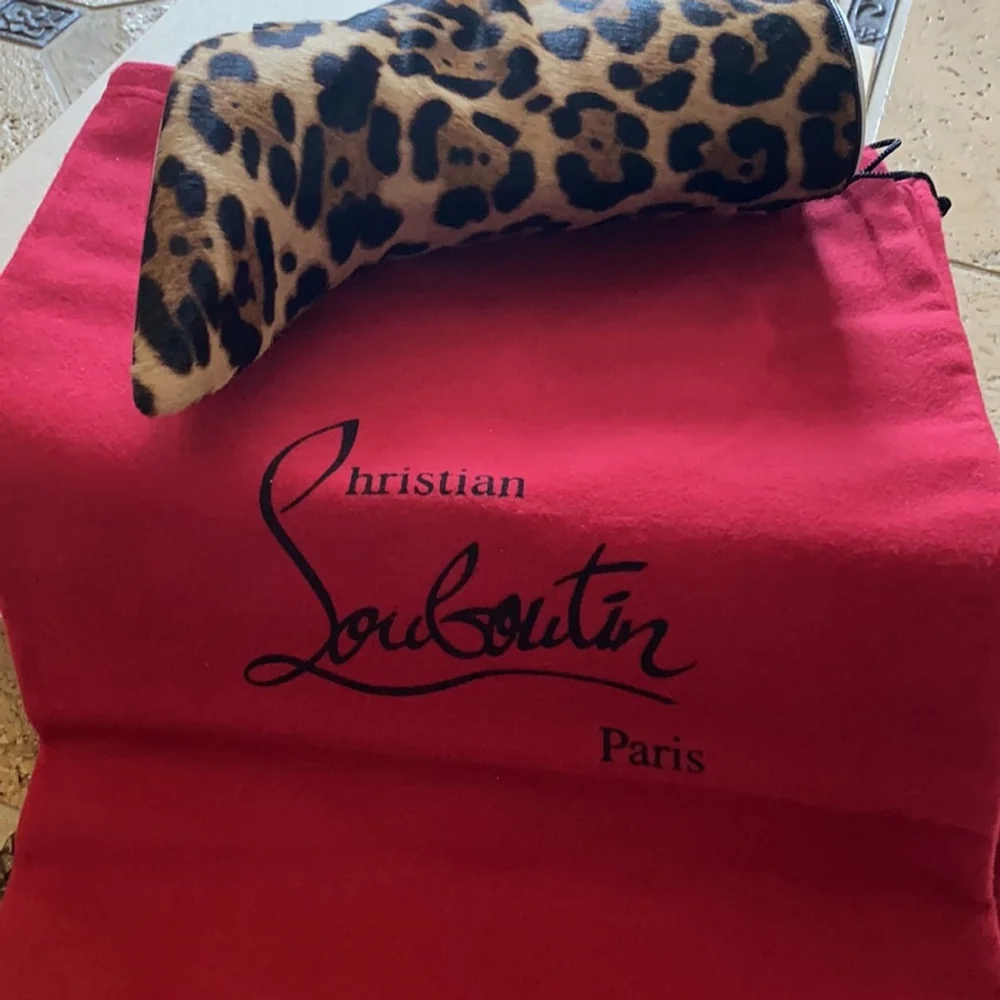 ✨Host Pick✨Christian Louboutin (authentic)So Kate booties - Picture 4 of 9